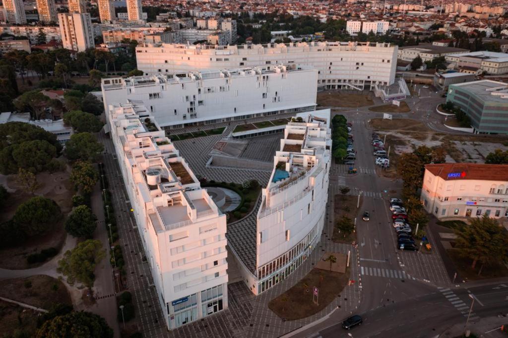 Apartment Cosmopolitan ザダル エクステリア 写真